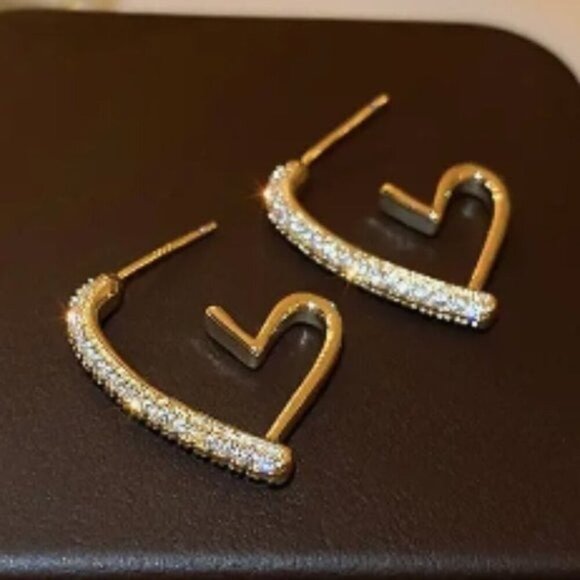 18k Gold Plated Rhinestone Heart Hoop Earrings - Picture 2 of 4